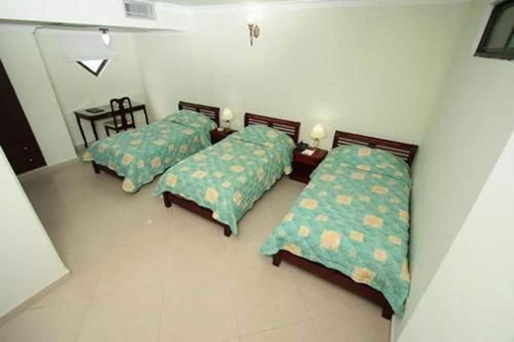 Hotel Intersuites Barranquilla  Exterior photo