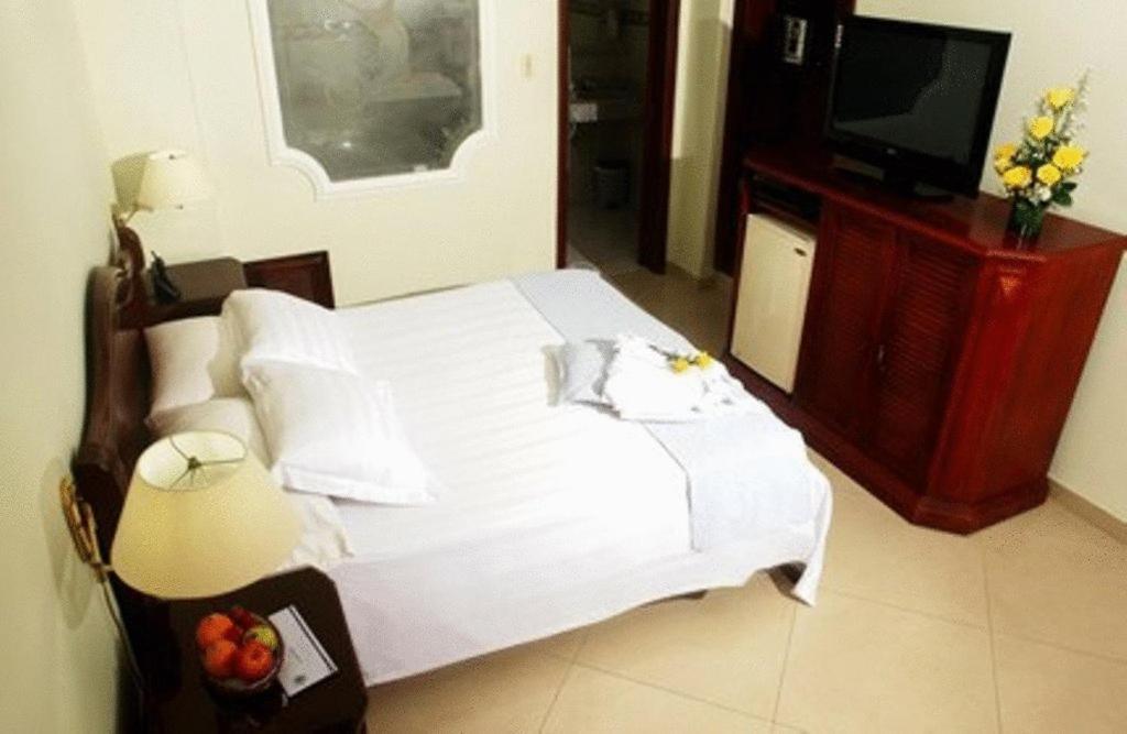 Hotel Intersuites Barranquilla  Exterior photo