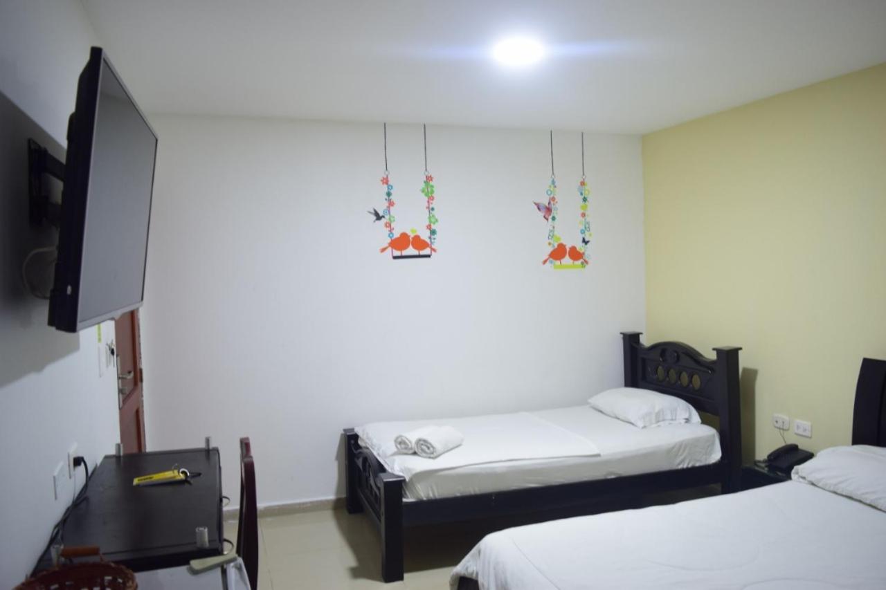 Hotel Intersuites Barranquilla  Exterior photo